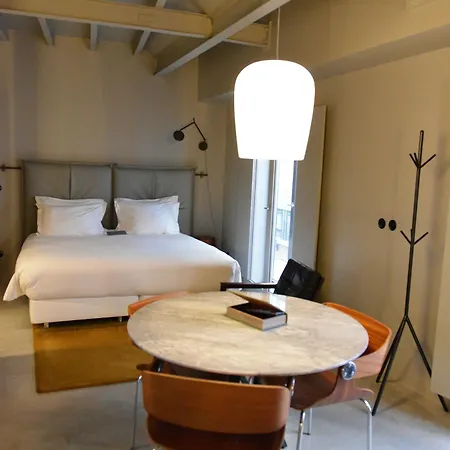 Raw Culture Arts & Lofts Bairro Alto Apartment *
